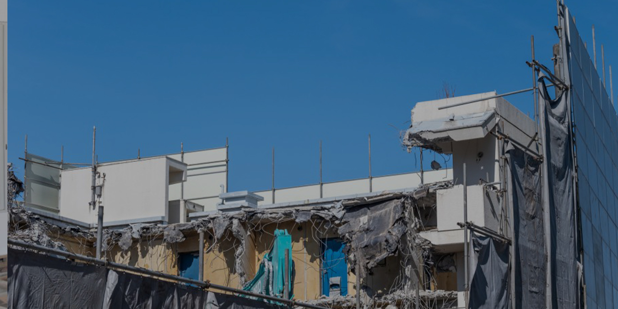 解体からその他の工事まで幅広く対応 解体なら、中村工業にお任せください!